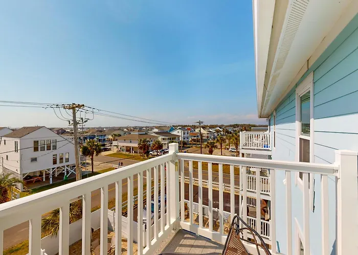 Emerald Pointe 1-C